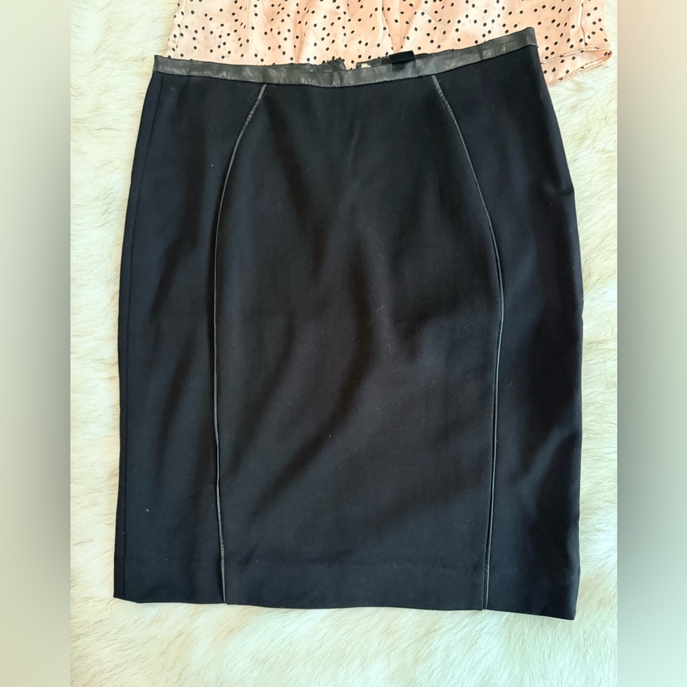 H&M Classic Black Pencil Skirt